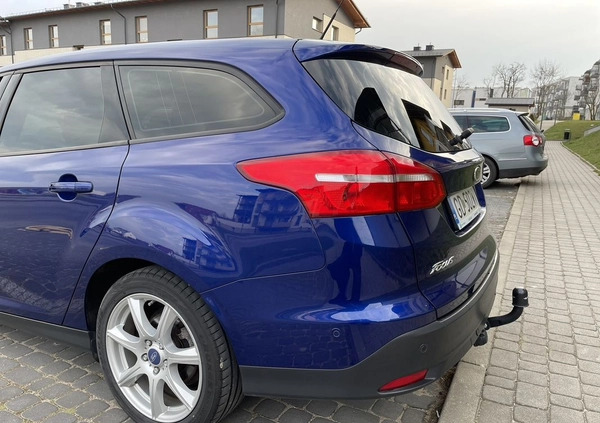 Ford Focus cena 39900 przebieg: 157000, rok produkcji 2016 z Gdańsk małe 154
